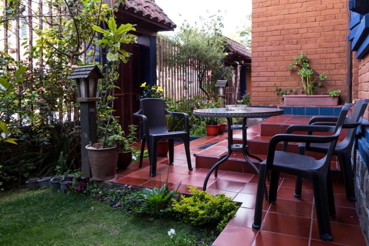 Casa Del Arupo B&B Quito Exteriör bild