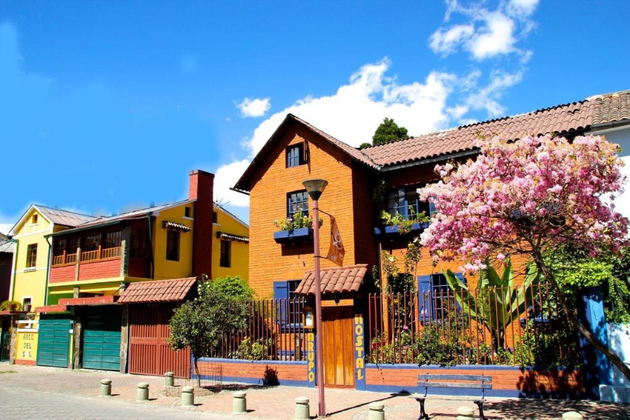 Casa Del Arupo B&B Quito Exteriör bild